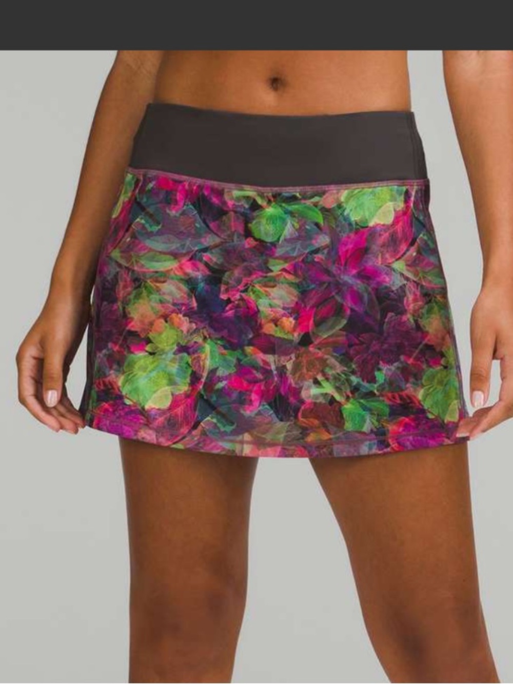 Lululemon Pace Rival Mid-Rise Skirt *Long
Vivid Floral Tone Multi Size 6